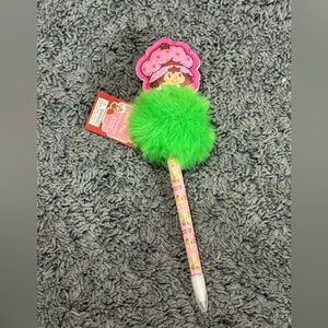 NWT Strawberry Shortcake Pom Pen - ballpoint pen with scented pink ink